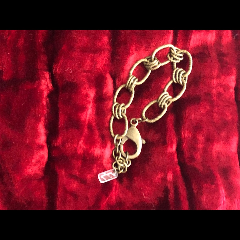 Grayling Bracelet - Picture 8 of 13